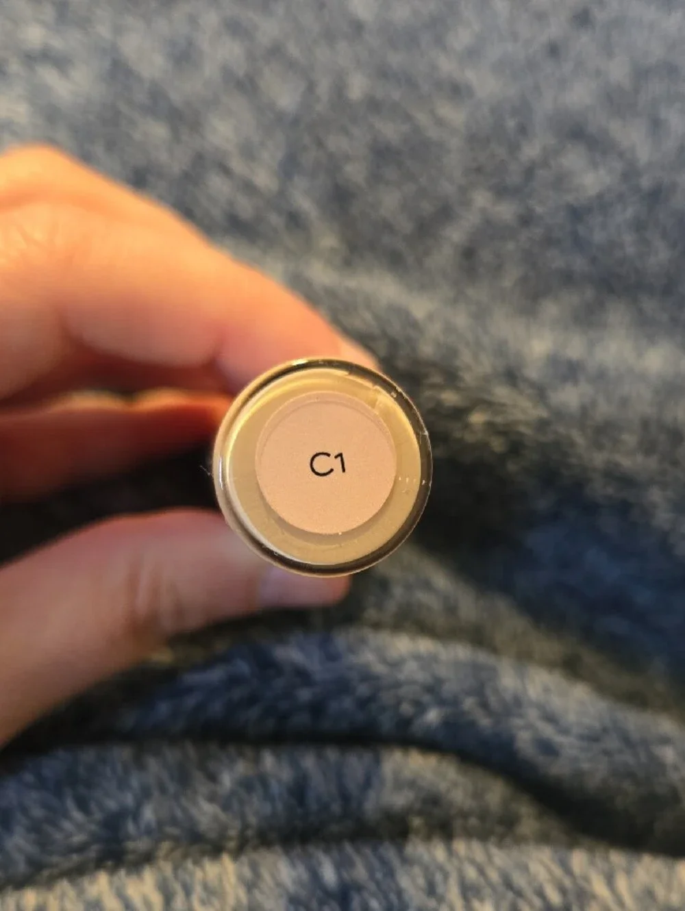3/$10 Bundle Deals Revolution Conceal & Hydrate Radiance Concealer- C1